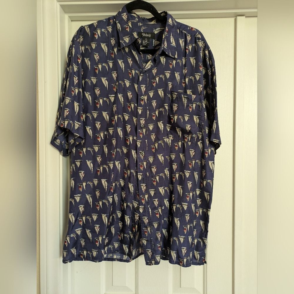 Volare Vintage 💯 Silk Sailboat Nautical Print Short Sleeve Button Down Shirt